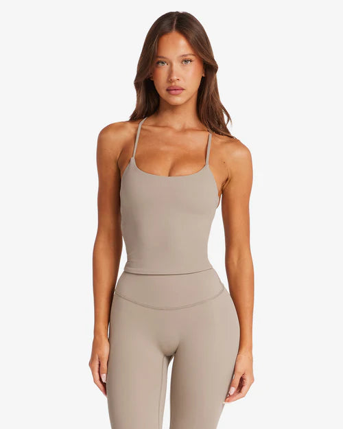 Top Básico Sculpt