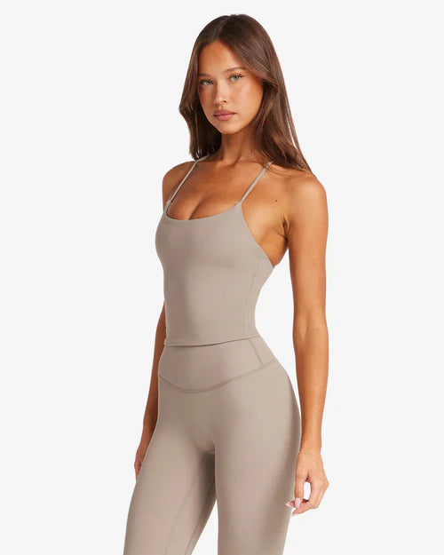 Top Básico Sculpt