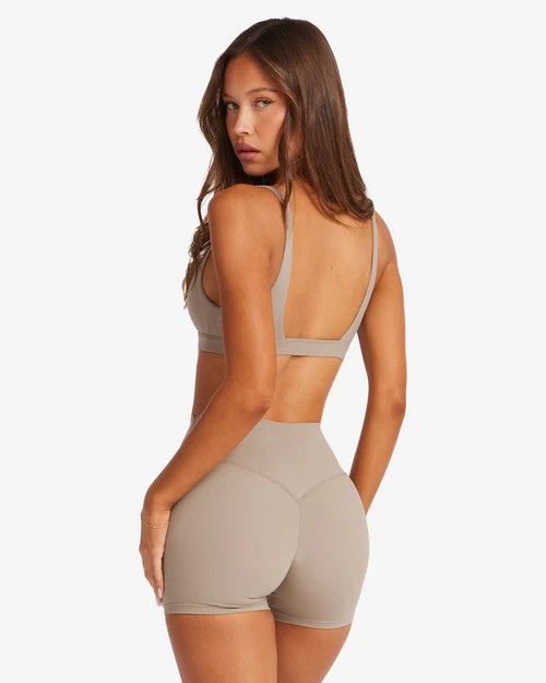 Top Cropped Contorno